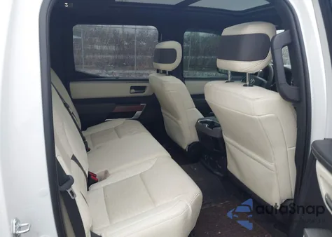 2022 Toyota Tundra 1794 Edition z USA, uszkodzony, nr VIN 5TFMA5DB1NX030601